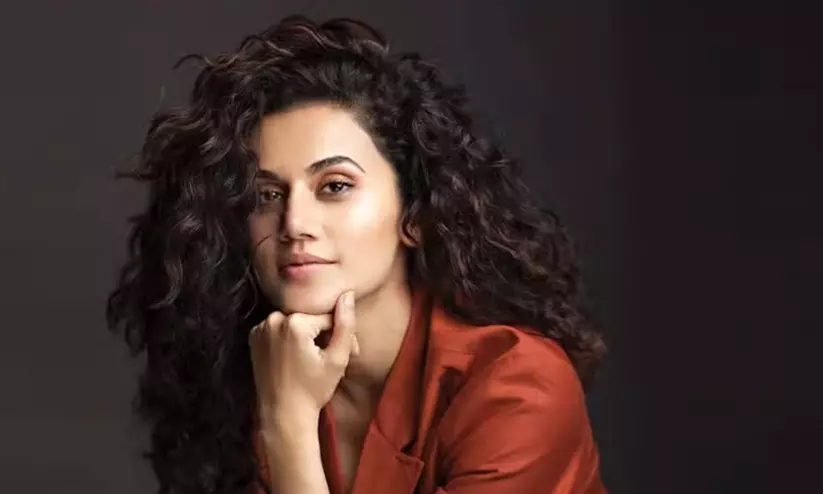 മേക്കപ്പ് വാനും മികച്ച മുറികളും നടന്മാർക്ക് മാത്രം, നടിമാരെ മണിക്കൂറുകൾക്ക് മുമ്പ് സെറ്റിലെത്തിക്കും: സിനിമാ മേഖലയിലെ ലിംഗവിവേചനത്തെ കുറിച്ച് തപ്സി പന്നു മേക്കപ്പ് വാനും മികച്ച മുറികളും നടന്മാർക്ക് മാത്രം, നടിമാരെ മണിക്കൂറുകൾക്ക് മുമ്പ് സെറ്റിലെത്തിക്കും: സിനിമാ മേഖലയിലെ ലിംഗവിവേചനത്തെ കുറിച്ച് തപ്സി പന്നു