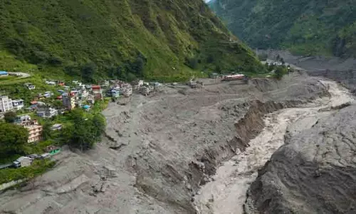 നേപ്പാൾ മിന്നൽ പ്രളയം: മരണം 1000 കടന്നു; ആറ് മലയാളികൾ കാണാമറയത്ത്