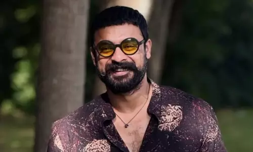 ടൊവിനോയുടെ പേരിൽ വ്യാജ ഇമെയിൽ തട്ടിപ്പ്; ആരാധകർക്ക് മുന്നറിയിപ്പുമായി നടൻ