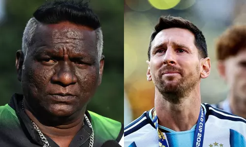‘മറ്റൊരു മെസ്സിയെ കണ്ടെത്താനാകില്ല’; അർജന്റീന ഇതിഹാസത്തിന്റെ വിരമിക്കലിൽ ഐ.എം. വിജയൻ ‘മറ്റൊരു മെസ്സിയെ കണ്ടെത്താനാകില്ല’; അർജന്റീന ഇതിഹാസത്തിന്റെ വിരമിക്കലിൽ ഐ.എം. വിജയൻ