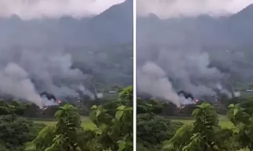 മണിപ്പൂരിൽ വീണ്ടും അ​ക്രമം; കാങ്‌പോക്പിയിൽ 30 വീടുകൾക്ക് തീയിട്ടു, ഒരാൾക്ക് വെടിയേറ്റു