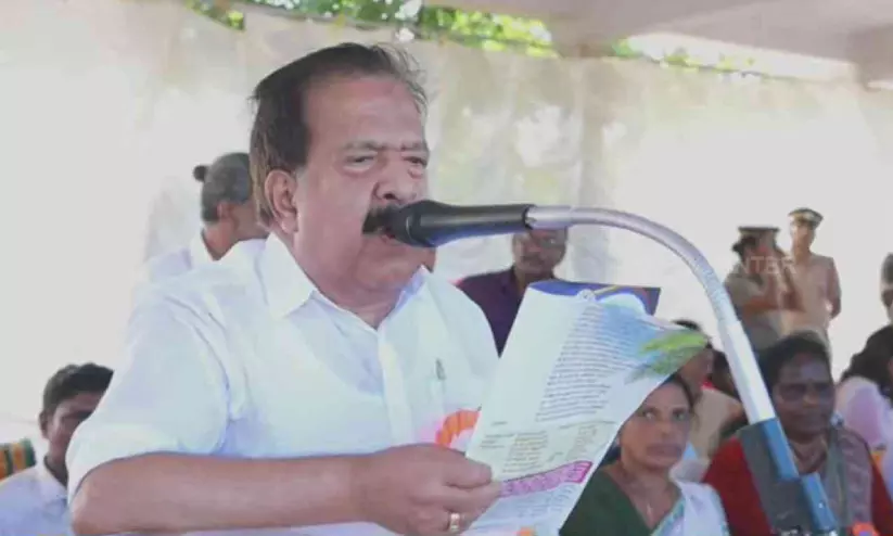 പല്ലന ജലോത്സവം; വെള്ളംകുളങ്ങര, ആനാരി ചുണ്ടന്മാർ ജേതാക്കൾ പല്ലന ജലോത്സവം; വെള്ളംകുളങ്ങര, ആനാരി ചുണ്ടന്മാർ ജേതാക്കൾ