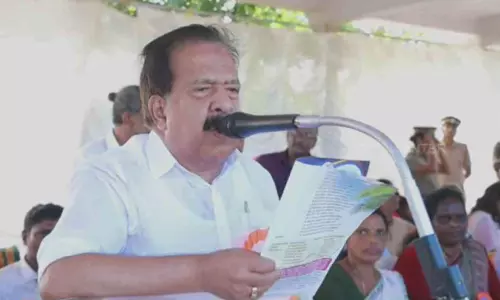 പല്ലന ജലോത്സവം; വെള്ളംകുളങ്ങര, ആനാരി ചുണ്ടന്മാർ ജേതാക്കൾ പല്ലന ജലോത്സവം; വെള്ളംകുളങ്ങര, ആനാരി ചുണ്ടന്മാർ ജേതാക്കൾ