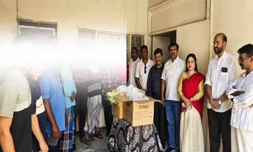 ആശ്രയം ബഹ്‌റൈൻ ഓണസദ്യ വിതരണം ചെയ്തു