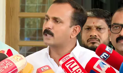 ‘പെൺകുട്ടികൾക്ക് ഡാൻസ് കളിക്കാൻ തോന്നിയാൽ കളിക്കും, അവരുടെ കൈ പിടിക്കാൻ ആരെങ്കിലും വന്നാൽ ബി.ജെ.പി തടയും’; കാന്തപുരത്തിനെതിരെ ഷോൺ ജോർജ്