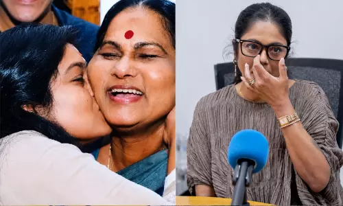 ‘എനിക്കാരുമില്ലെടീ.. ബോറടിക്കുന്നെടീ.. ലളിതാമ്മയുടെ ആ വിളി പിന്നെ വന്നില്ല’..