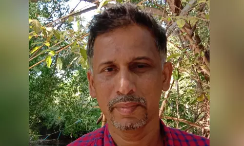 ഹൃദയാഘാതം: ദേശാഭിമാനി തിരൂർ ലേഖകൻ വിനോദ് തലപ്പള്ളി നിര്യാതനായി ഹൃദയാഘാതം: ദേശാഭിമാനി തിരൂർ ലേഖകൻ വിനോദ് തലപ്പള്ളി നിര്യാതനായി