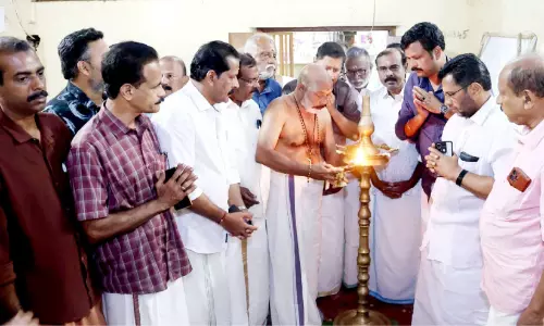അഷ്ടമിരോഹിണി വള്ളസദ്യ നാളെ; അടുപ്പിൽ അഗ്നി പകർന്നു അഷ്ടമിരോഹിണി വള്ളസദ്യ നാളെ; അടുപ്പിൽ അഗ്നി പകർന്നു