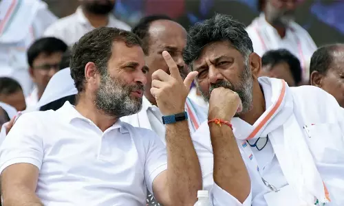 Karnataka CM DK Shivakumar, Siddaramaiah and Congress leaders protesting at Freedom Park in Bengaluru over FIR against Rahul Gandhi.
