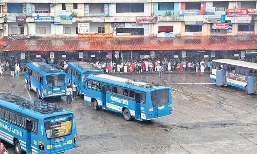 https://www.madhyamam.com/tags/private-bus