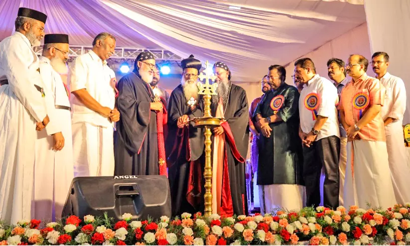 കുവൈത്ത് മഹാ ഇടവക സപ്തതി സംഗമം നടത്തി കുവൈത്ത് മഹാ ഇടവക സപ്തതി സംഗമം നടത്തി