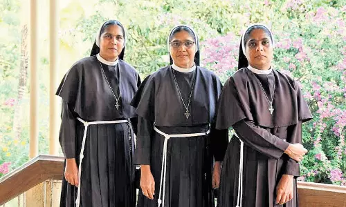 Kuravilangad Nuns