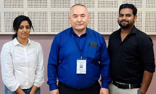 കെ​ട്ടി​ട​ങ്ങ​ൾ​ക്കു​ള്ളി​ലെ ചൂ​ടും പ്ര​കാ​ശ​വും സ്വ​യം നി​യ​ന്ത്രി​ക്കുന്ന ‘സ്മാർട്ട് വിൻഡോ’; ​നേട്ടവുമായി പൊന്നാനി എം.ഇ.എസ് കോളജ് ഗവേഷക സംഘം