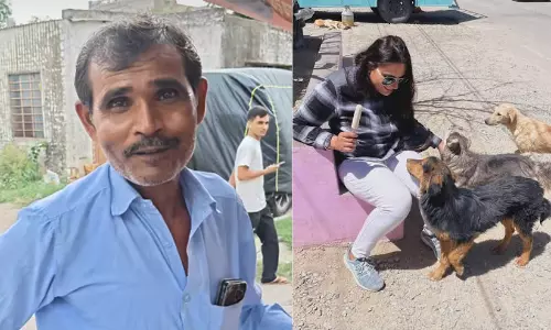ജയ്പൂരിലെ ക്യൂട്ട് അങ്കിൾ; നായകൾക്കായി പ്രത്യേക ഷുഗർ-ഫ്രീ ഐസ്ക്രീം തയാറാക്കുന്ന കുൽഫി കച്ചവടക്കാരൻ