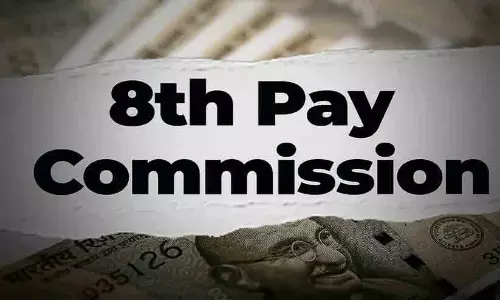 8ാം ശമ്പള കമ്മീഷൻ: ലെവൽ 7 ജീവനക്കാർക്ക് 58,000 രൂപ വരെ മിനിമം അടിസ്ഥാന പെൻഷൻ ലഭിക്കുമോ? 8ാം ശമ്പള കമ്മീഷൻ: ലെവൽ 7 ജീവനക്കാർക്ക് 58,000 രൂപ വരെ മിനിമം അടിസ്ഥാന പെൻഷൻ ലഭിക്കുമോ?