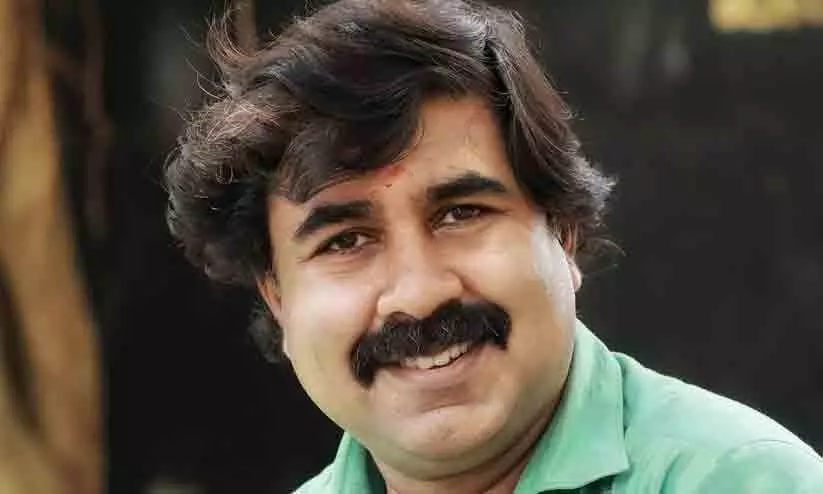 ‘അമാൻ രോഗം ബാധിച്ച സീരിയൽ അഭിനേതാവ് രാഗീഷ് വിടവാങ്ങി ‘അമാൻ രോഗം ബാധിച്ച സീരിയൽ അഭിനേതാവ് രാഗീഷ് വിടവാങ്ങി
