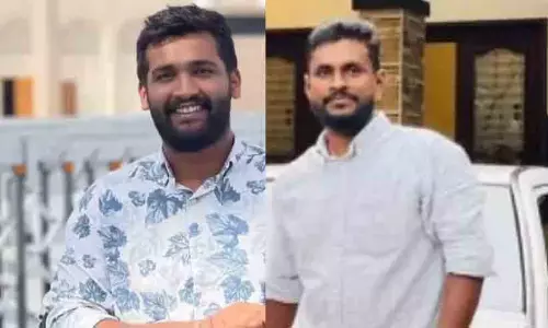 ദേശീയപാതയിൽ യുടേൺ എടുത്ത ലോറിയിൽ കാറിടിച്ച് രണ്ടുപേർ മരിച്ചു; മൂന്നുപേർക്ക് പരിക്ക്