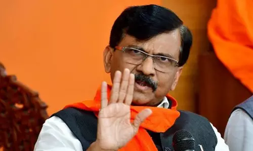 ‘തടവിൽ കിടന്നപ്പോഴാണ് കാൻസർ തുടങ്ങിയത്; വിഷം ഉള്ളിൽ ചെന്നിട്ടുണ്ടോയെന്ന് പരിശോധിക്കാൻ രാഹുൽ ഗാന്ധി മുന്നറിയിപ്പ് നൽകി’: വെളിപ്പെടുത്തലുമായി സഞ്ജയ് റാവത്ത്