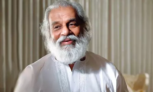 കേരളത്തെ ചേർത്തു നിർത്തുന്നത് മതസൗഹാർദ്ദമാണ്, അതിന് പോറൽ ഏൽക്കാതെ നോക്കണം; വർഷങ്ങൾക്കുശേഷം വേദിയിലെത്തി ഗാനഗന്ധർവ്വൻ
