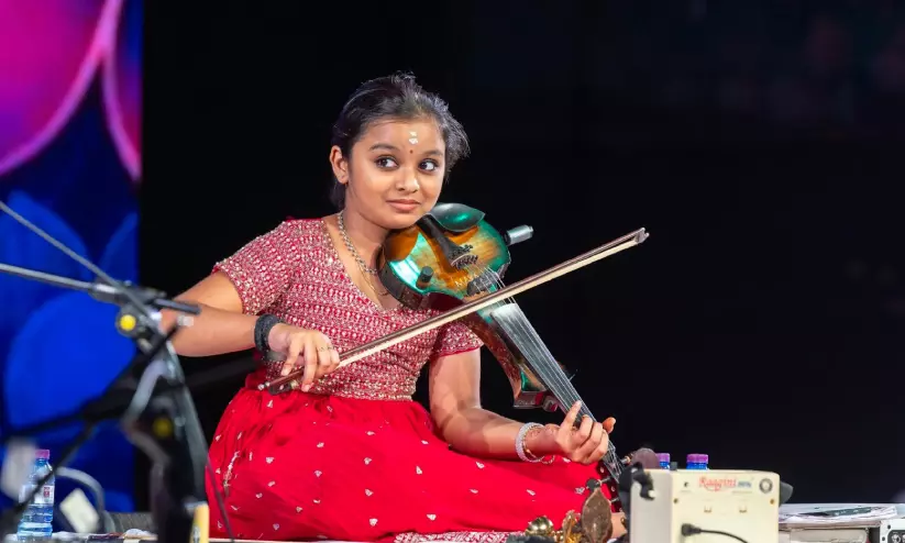 വയലിൻ വിസ്മയം തീർക്കാൻ ഗംഗ ശശിധരൻ ബഹ്റൈൻ കേരളീയ സമാജത്തിൽ വയലിൻ വിസ്മയം തീർക്കാൻ ഗംഗ ശശിധരൻ ബഹ്റൈൻ കേരളീയ സമാജത്തിൽ