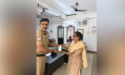 നഷ്ടപ്പെട്ടെന്നുകരുതിയ ഓണസമ്മാനം   രണ്ടുവർഷത്തിനുശേഷം കണ്ടെത്തി കേരള പൊലീസ്