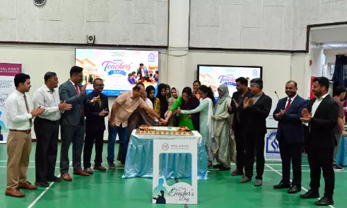 അധ്യാപകർക്ക് ആദരവുമായി ശാന്തിനികേതൻ ഇന്ത്യൻ സ്‌കൂൾ