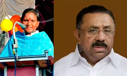 ചിറയിൻകീഴിലെ കൈയാങ്കളി; രമ്യക്ക് വീഴ്ച പറ്റിയെന്ന് എം.എം. ഹസൻ, കെ.പി.സി.സി യോഗത്തിൽ വിമർശനവുമായി നേതാക്കൾ ചിറയിൻകീഴിലെ കൈയാങ്കളി; രമ്യക്ക് വീഴ്ച പറ്റിയെന്ന് എം.എം. ഹസൻ, കെ.പി.സി.സി യോഗത്തിൽ വിമർശനവുമായി നേതാക്കൾ