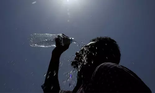 പെയ്യുമോ മഴ! അസഹനീയ ചൂടിൽ എറണാകുളം ജില്ല