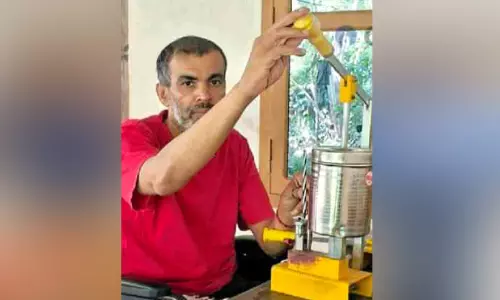 ഈ പേനകളുടെ അക്ഷരങ്ങൾക്ക് അതിജീവനത്തിന്റെ കരുത്താണ്