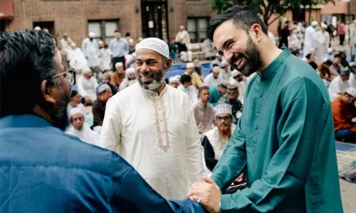 പുതിയ പള്ളികൾ, മുസ്ലിം മേയർ..; 9/11ന് ശേഷം വേട്ടയാടപ്പെട്ടവർ ഇന്ന് ന്യൂയോർക്കിന്റെ ഭാവി നിർണയിക്കുന്നു പുതിയ പള്ളികൾ, മുസ്ലിം മേയർ..; 9/11ന് ശേഷം വേട്ടയാടപ്പെട്ടവർ ഇന്ന് ന്യൂയോർക്കിന്റെ ഭാവി നിർണയിക്കുന്നു