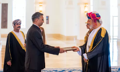 ഒമ്പത് അംബാസഡർമാരുടെ അധികാരപത്രം സ്വീകരിച്ച് സുൽത്താൻ