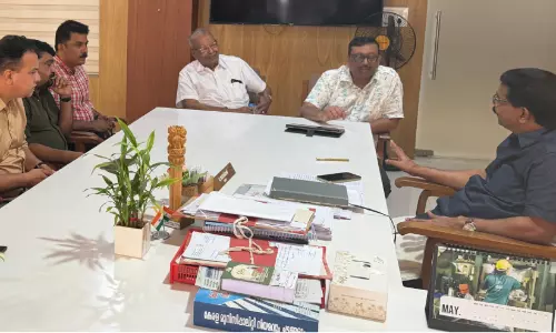 കല്ലുത്താൻ കടവ് പച്ചക്കറി മാർക്കറ്റ്  പരിഹാരം ഉറപ്പാക്കുമെന്ന് മേയർ