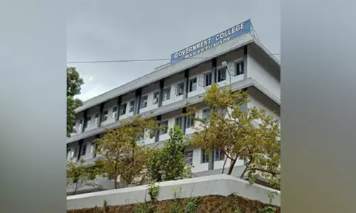 സു​ൽ​ത്താ​ൻ ബ​ത്തേ​രി ഗ​വ. കോ​ള​ജ്: സ്ഥ​ല​വും താ​ൽ​കാ​ലി​ക കെ​ട്ടി​ട​വും ക​ണ്ടെ​ത്താ​ൻ ന​ട​പ​ടി