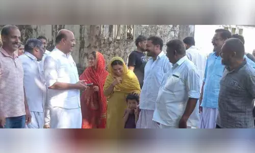 കുറ്റിപ്പാല-പമ്പ് ഹൗസ്-മാമ്പൊയിൽ റോഡ് എം.എൽ.എ സന്ദർശിച്ചു; രണ്ടാഴ്ചക്കകം പ്രവൃത്തി ആരംഭിക്കുമെന്ന് വാട്ടർ അതോറിറ്റി