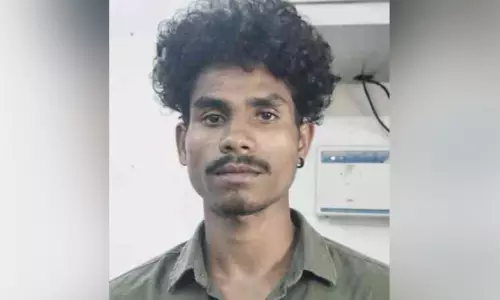 വീട് കുത്തിത്തുറന്ന് മോഷണശ്രമം: അസം സ്വദേശി പിടിയിൽ വീട് കുത്തിത്തുറന്ന് മോഷണശ്രമം: അസം സ്വദേശി പിടിയിൽ