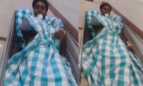 പ്രവാസി മലയാളിയെ കല്ലെറിഞ്ഞു വീഴ്ത്തി, കയർ കെട്ടി കാനയിൽ തള്ളി സ്വർണവും പണവും കവർന്നു; ആലുവയിൽ കവർച്ച സംഘത്തിന്റെ ക്രൂരത പ്രവാസി മലയാളിയെ കല്ലെറിഞ്ഞു വീഴ്ത്തി, കയർ കെട്ടി കാനയിൽ തള്ളി സ്വർണവും പണവും കവർന്നു; ആലുവയിൽ കവർച്ച സംഘത്തിന്റെ ക്രൂരത