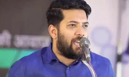 നഴ്സുമാരുടെ കൂട്ട പിരിച്ചുവിടലും കുട്ടികളുടെ വിദ്യാഭ്യാസവും: അടിയന്തര ഇടപെടൽ ആവശ്യപ്പെട്ട് ദോഹയിലെ ഇന്ത്യൻ എംബസിക്ക് ഷാഫി പറമ്പിൽ എം.പി കത്തയച്ചു നഴ്സുമാരുടെ കൂട്ട പിരിച്ചുവിടലും കുട്ടികളുടെ വിദ്യാഭ്യാസവും: അടിയന്തര ഇടപെടൽ ആവശ്യപ്പെട്ട് ദോഹയിലെ ഇന്ത്യൻ എംബസിക്ക് ഷാഫി പറമ്പിൽ എം.പി കത്തയച്ചു