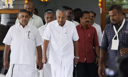 ‘ആശയപ്രചാരണത്തിൽ അടിതെറ്റി’; പ്രത്യയശാസ്ത്ര വെല്ലുവിളികളിൽ പാളിച്ചയെന്ന് പാർട്ടി രേഖയിൽ വിമർശനം ‘ആശയപ്രചാരണത്തിൽ അടിതെറ്റി’; പ്രത്യയശാസ്ത്ര വെല്ലുവിളികളിൽ പാളിച്ചയെന്ന് പാർട്ടി രേഖയിൽ വിമർശനം