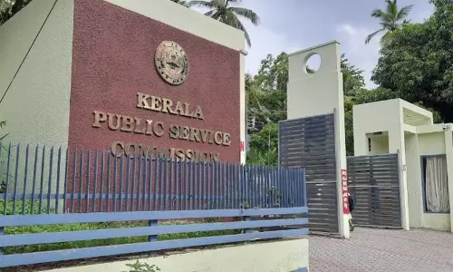 പരീക്ഷാക്രമക്കേട്; പി.എസ്.സി സഹകരിച്ചില്ല, ചോദ്യം ചെയ്യലിൽ വിവാദം കൊഴുക്കുന്നു പരീക്ഷാക്രമക്കേട്; പി.എസ്.സി സഹകരിച്ചില്ല, ചോദ്യം ചെയ്യലിൽ വിവാദം കൊഴുക്കുന്നു
