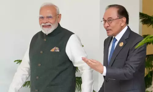 PAS Demands Details on Anwar-Modi Talks Over Preacher Zakir Naik’s Extradition to India