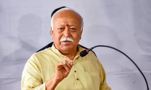 ഒ.ടി.ടി ഉള്ളടക്കങ്ങളിൽ നിയന്ത്രണം വേണം: സെൻസർ ബോർഡ് മാതൃകയിൽ അനൗദ്യോഗിക സമിതി രൂപവത്കരിച്ച് ആർ.എസ്.എസ്