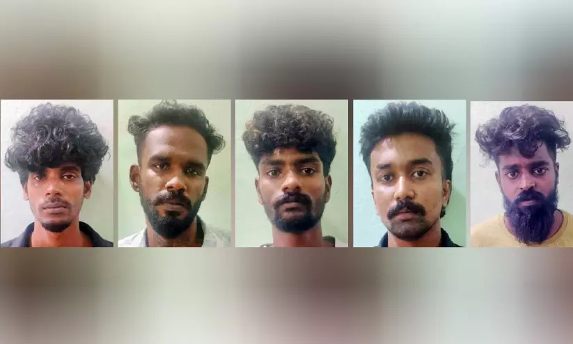 കാപ കേസ് പ്രതികളുൾപ്പെടെ അഞ്ചുപേർ പിടിയിൽ കാപ കേസ് പ്രതികളുൾപ്പെടെ അഞ്ചുപേർ പിടിയിൽ