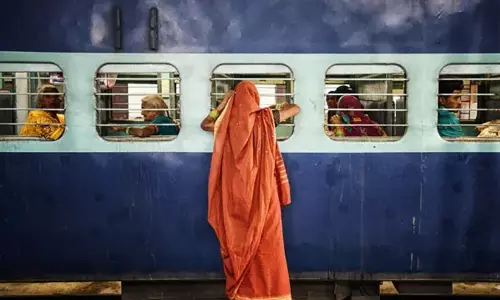 കുടിവെള്ളമില്ല, മോശം ഭക്ഷണം, ശുചിത്വമില്ലായ്മ, എന്നിവയാണോ പ്രശ്നം? റെയിൽ മദാദ് ആപ്പിൽ സമഗ്ര പരിഷ്കരണവുമായി ഇന്ത്യൻ റെയിൽവേ കുടിവെള്ളമില്ല, മോശം ഭക്ഷണം, ശുചിത്വമില്ലായ്മ, എന്നിവയാണോ പ്രശ്നം? റെയിൽ മദാദ് ആപ്പിൽ സമഗ്ര പരിഷ്കരണവുമായി ഇന്ത്യൻ റെയിൽവേ