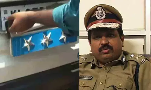 ടോമിൻ തച്ചങ്കരി വിചാരണക്കെത്തിയ കാറും വിവാദമായി; വിരമിച്ച ശേഷവും ‘ത്രീ സ്റ്റാർ’ ബോർഡ്! ഒടുവിൽ പിഴയടച്ച് തടിയൂരി