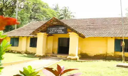 ഇ​നി ഏ​കാ​ധ്യാ​പ​ക വി​ദ്യാ​ല​യ​ങ്ങ​ളി​ല്ല; അ​വ​ശേ​ഷി​ച്ച എ​ട്ടെ​ണ്ണം എ​ൽ.​പി സ്കൂ​ളു​ക​ളാ​ക്കി ഉ​യ​ർ​ത്തി