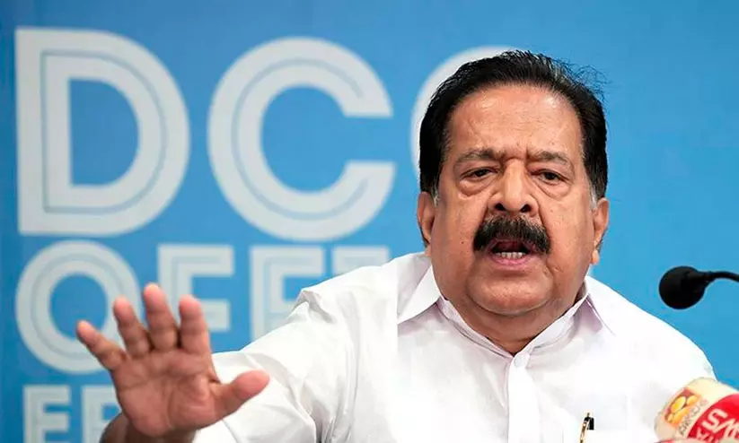 ആ പേടി വേണ്ട; കേരളത്തിൽ മാധ്യമവേട്ടയില്ല, റിപ്പോർട്ടർ ചാനലിലെ പരിശോധനയിൽ പൊലീസിന് വീഴ്ച പറ്റിയിട്ടില്ലെന്ന് രമേശ് ചെന്നിത്തല ആ പേടി വേണ്ട; കേരളത്തിൽ മാധ്യമവേട്ടയില്ല, റിപ്പോർട്ടർ ചാനലിലെ പരിശോധനയിൽ പൊലീസിന് വീഴ്ച പറ്റിയിട്ടില്ലെന്ന് രമേശ് ചെന്നിത്തല