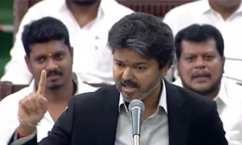 ദ്വിഭാഷാ നയത്തിൽ മാറ്റമില്ല; സുപ്രീം കോടതിയുടെ പരാമർശങ്ങൾക്കിടയിലും നവോദയ സ്കൂളുകൾക്കായി ഭൂമി നൽകില്ലെന്ന് തമിഴ്‌നാട് സർക്കാർ