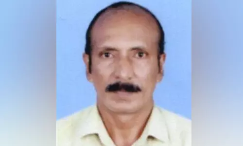 കാറിടിച്ച് ബൈക്ക് യാത്രികനായ എഫ്.സി.ഐ ജീവനക്കാരൻ മരിച്ചു കാറിടിച്ച് ബൈക്ക് യാത്രികനായ എഫ്.സി.ഐ ജീവനക്കാരൻ മരിച്ചു
