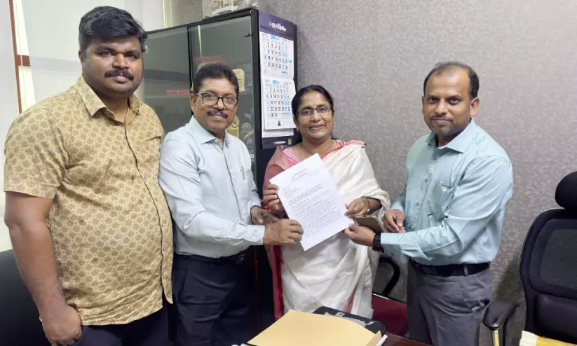 പ്രവാസി പ്രശ്നങ്ങളിൽ അടിയന്തര ഇടപെടൽ വേണം; ഡെപ്യൂട്ടി സ്പീക്കർക്ക് നിവേദനം നൽകി പ്രവാസി വെൽഫെയർ പ്രവാസി പ്രശ്നങ്ങളിൽ അടിയന്തര ഇടപെടൽ വേണം; ഡെപ്യൂട്ടി സ്പീക്കർക്ക് നിവേദനം നൽകി പ്രവാസി വെൽഫെയർ