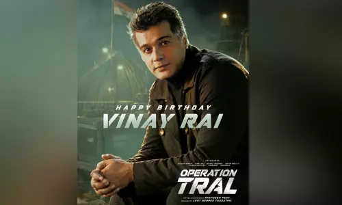 രണ്ട് പതിറ്റാണ്ടുകള്, വൈവിധ്യമാർന്ന വേഷങ്ങൾ...; ഓപ്പറേഷൻ ത്രാളിൽ മികവുറ്റ വേഷവുമായി വിനയ് റായ് എത്തുന്നു രണ്ട് പതിറ്റാണ്ടുകള്, വൈവിധ്യമാർന്ന വേഷങ്ങൾ...; ഓപ്പറേഷൻ ത്രാളിൽ മികവുറ്റ വേഷവുമായി വിനയ് റായ് എത്തുന്നു